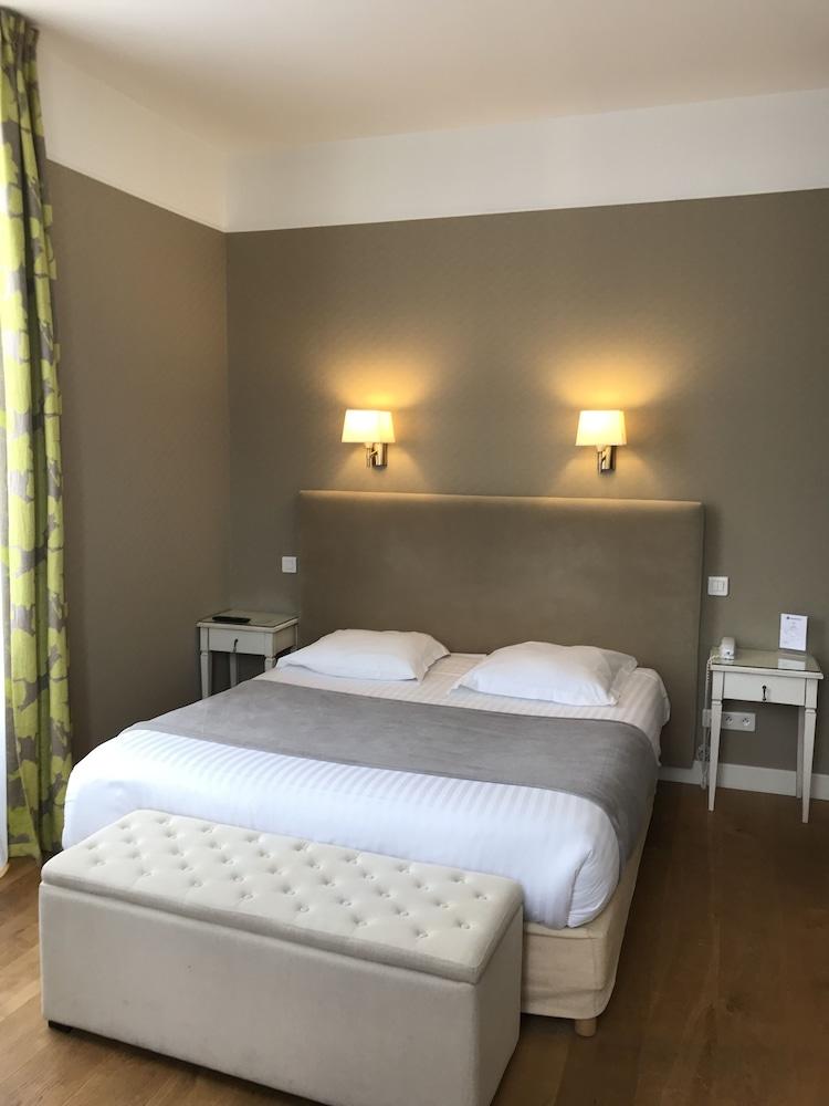 Hotel Le Renoir Sarlat-la-Canéda Buitenkant foto