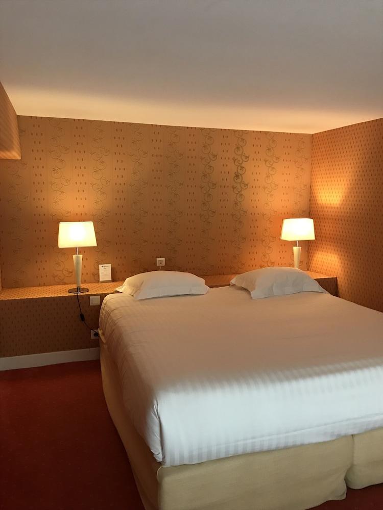 Hotel Le Renoir Sarlat-la-Canéda Buitenkant foto